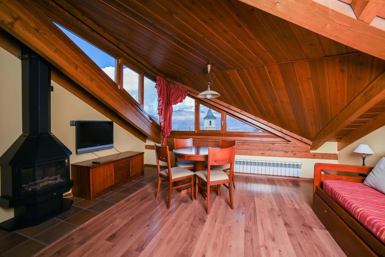 Hotel Roca Алп Екстериор снимка