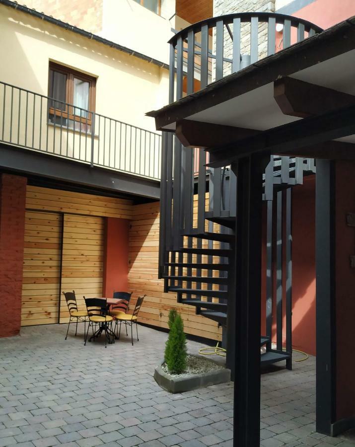 Hotel Roca Алп Екстериор снимка